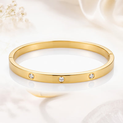 Classic Screw-Motif Style 3-Stone Bezel Gold Oval Bracelet