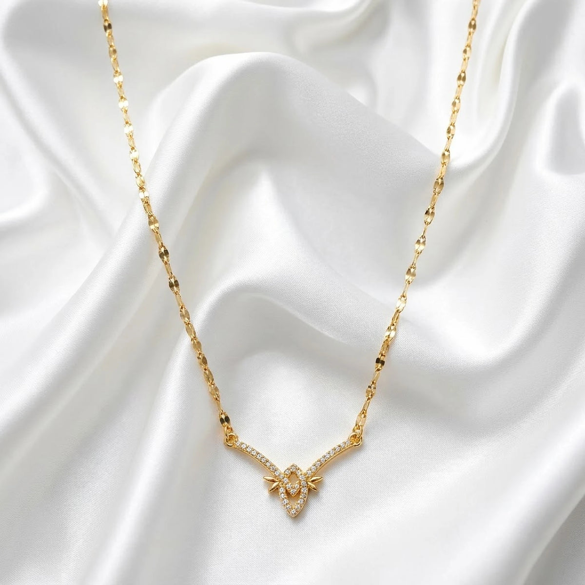 Regal V CZ Pendant Shimmer Chain