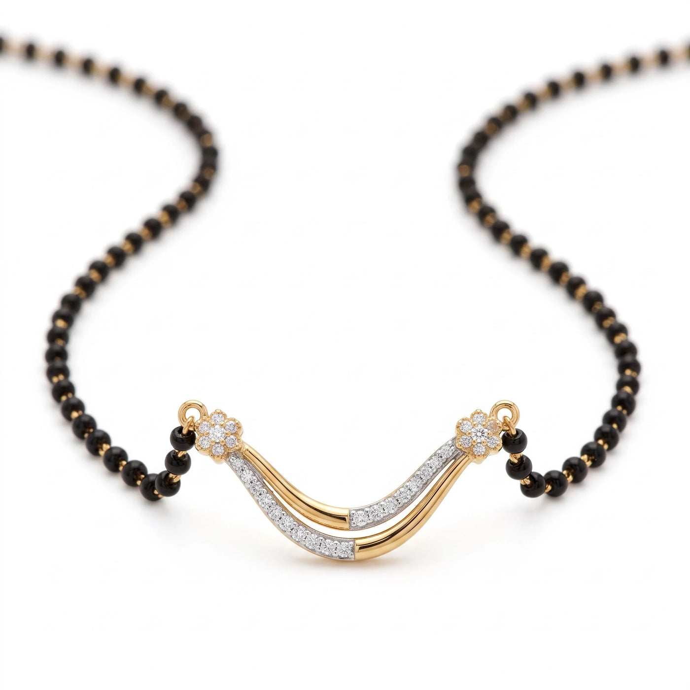 Rose Gold Floral Cluster Diamond Mangalsutra